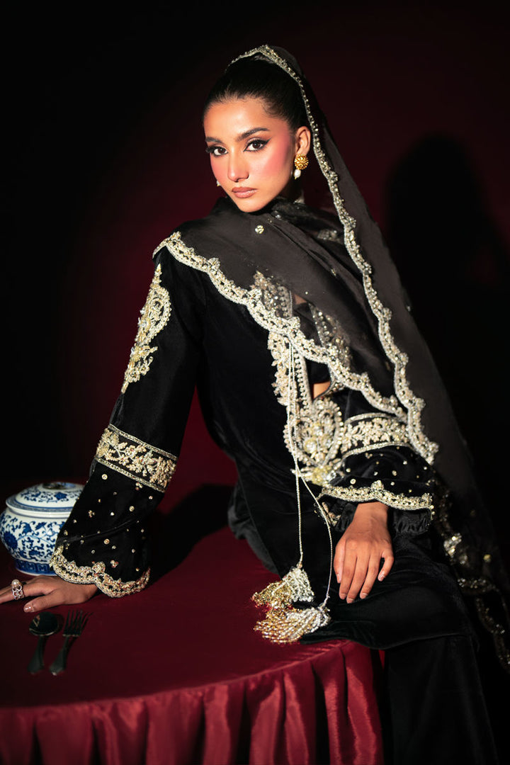 Noir - Waniya by Mehr Azam - velvet Suit - Pret - raniazara