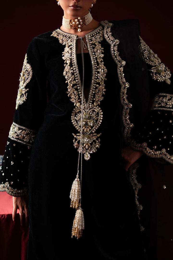 Noir - Waniya by Mehr Azam - velvet Suit - Pret - raniazara