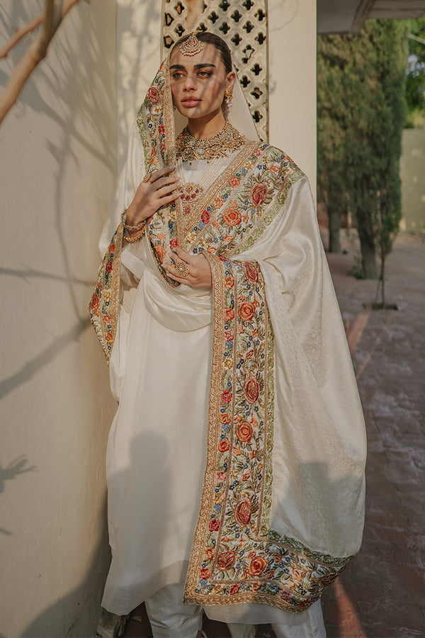 Rukhsar Shawl - Komal Nasir