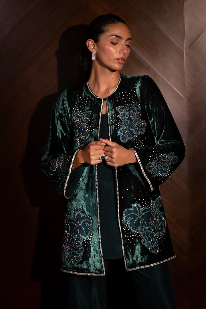 Serra - Ansab Jahangir - Velvet Suit - raniazara