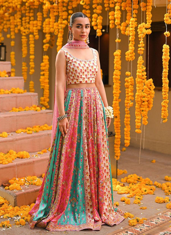 MARINA LEHENGA CHOLI - Farah Talib Aziz - Mehndi