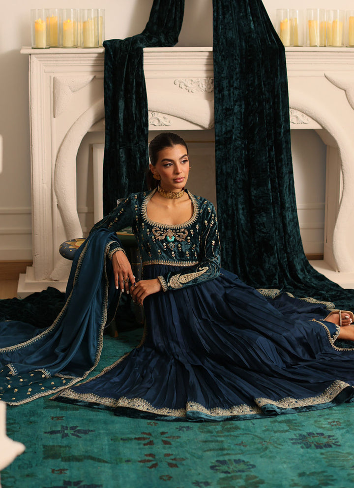 Sylvia Kalidaar And Dupatta - Farah Talib Aziz - Velvet Suit - raniazara