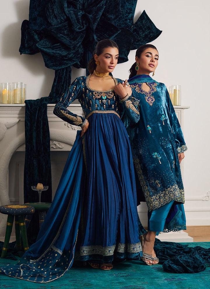 Stixx Shirt And Dupatta - Farah Talib Aziz - Velvet Suit - raniazara 