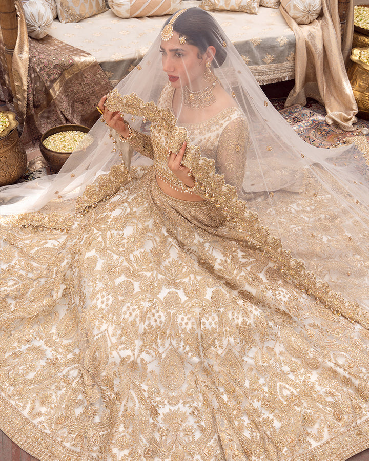 Gelin - Faiza Saqlain - Bridal - raniazara