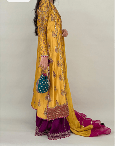 Sameen with Dhaka Pants and Dupatta - Mubashira Usman - Formal - raniazara