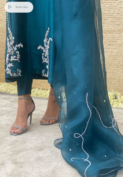 Ilyana with Dupatta - Mubashira Usman - Party Wear - Pret - raniazara