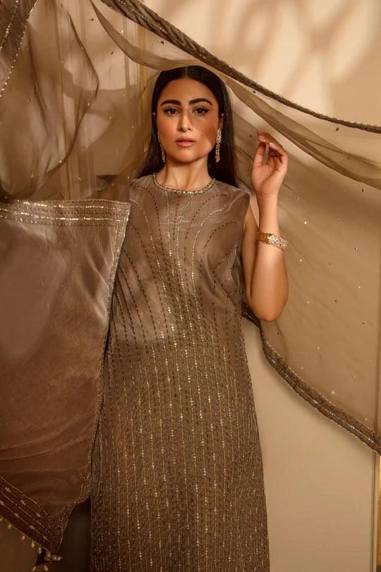 FV23-002 - Ayesha Shoaib Malik - Formals - raniazara