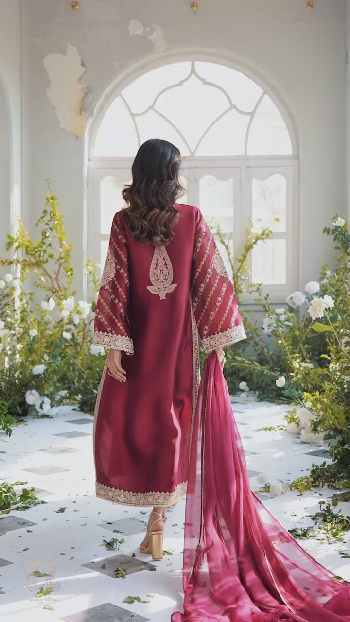 VISAAL - CRANBERRY SHIRT AND DUPATTA - Annus Abrar - Luxury Pret - raniazara