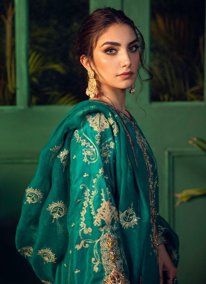 NEEMA DEEP EMERALD EMBELLISHED KURTA WITH DUPATTA raniazarastudio