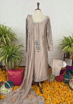 Zaib with pants and dupatta raniazarastudio